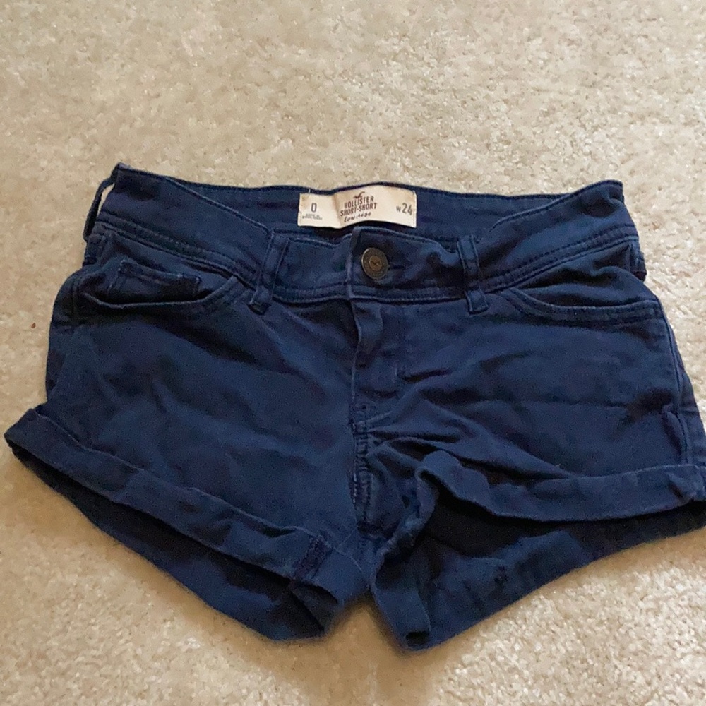 Low rise navy blue shorts